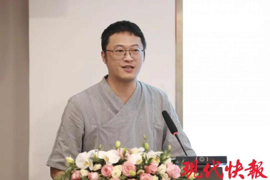 接受《现代快报》采访：大运河为啥是个百宝箱？听运河专家来畅谈